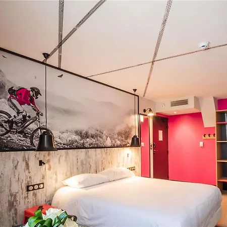 Ibis Styles Centre Hotel 3*