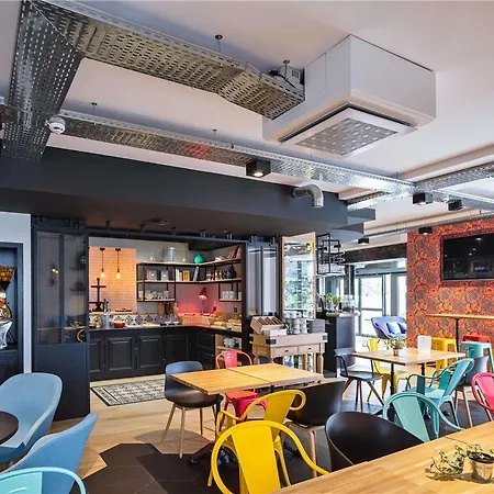 Ibis Styles Centre 3*