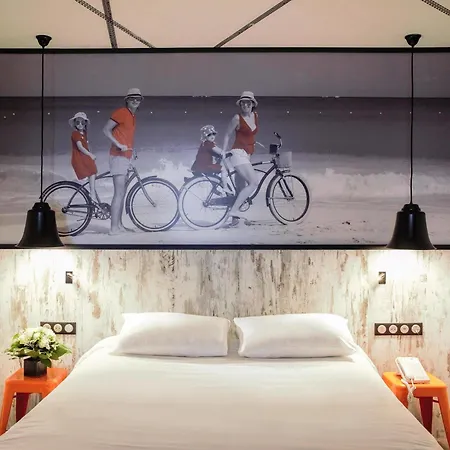 Ibis Styles Centre Ντινάν